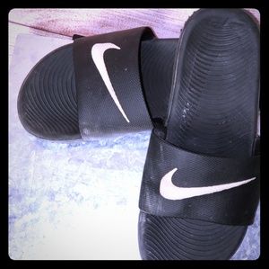 Boys Nike Slides